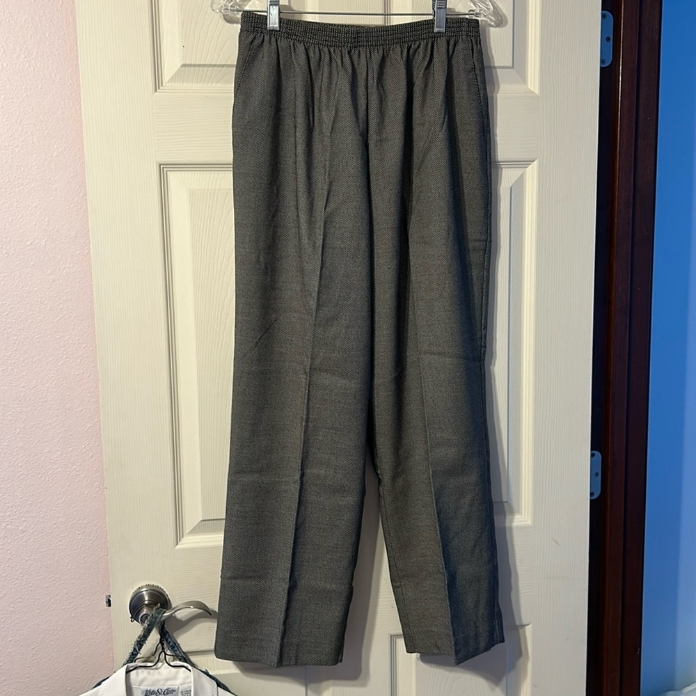 Vintage NWT Alfred Dunner Black & White Dress Pants 16
